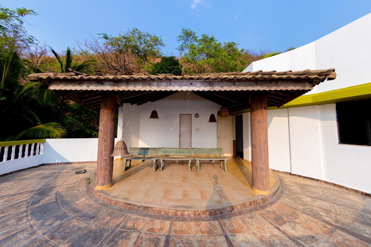 Villa Infinity By The Sea Murud  Exterior photo